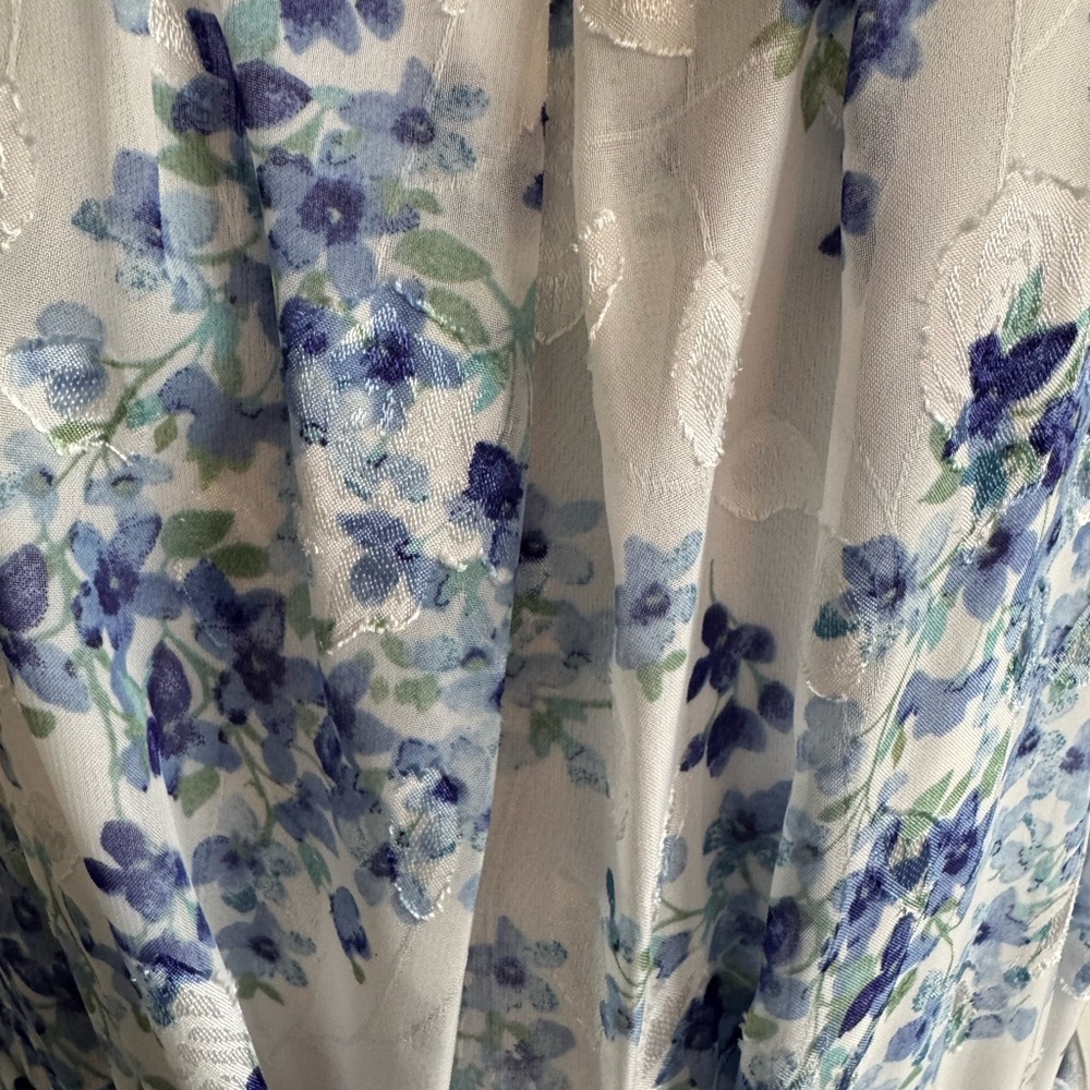 NWT Floral Blue & White Maxi Dress with Tie Waist - Picture 5 of 5